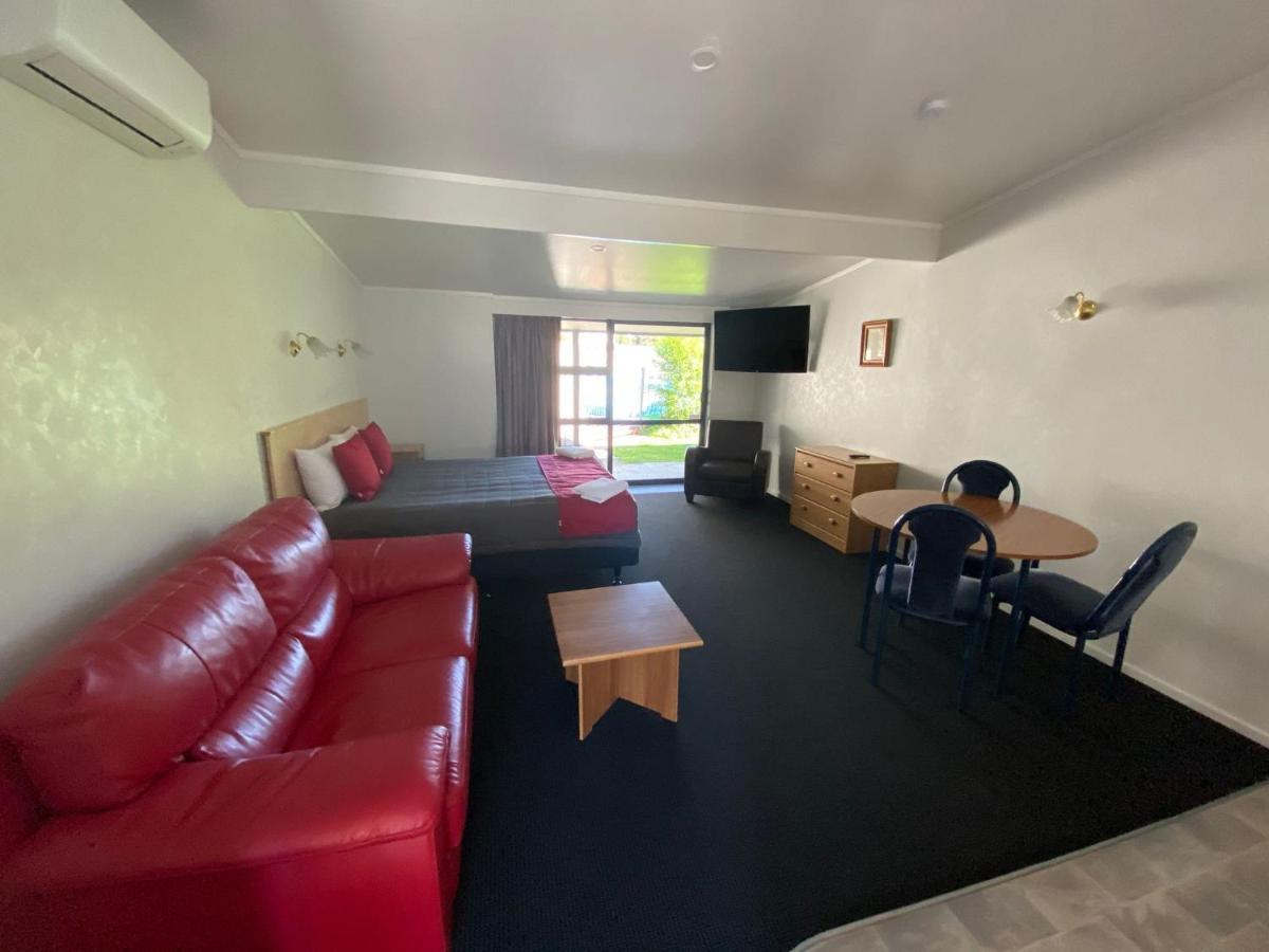 Grove Park Motor Lodge 블레넘 외부 사진