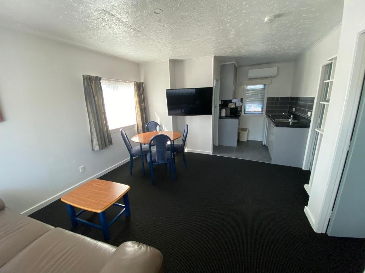 Grove Park Motor Lodge 블레넘 외부 사진